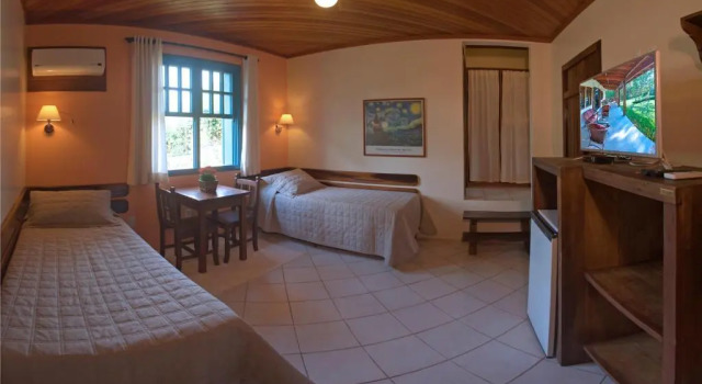Четырёхместный номер Standard Дуплекс Hotel Pousada da Lagoa - Casa Californiana