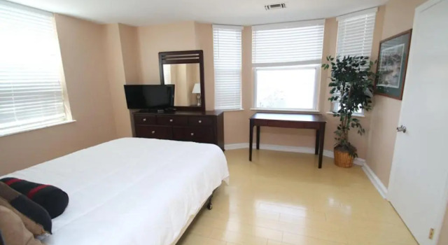 Апартаменты Rittenhouse Square 2BR Apartment