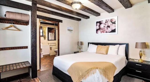 Двухместный люкс The Honest Lawyer, an Ascend Collection Hotel