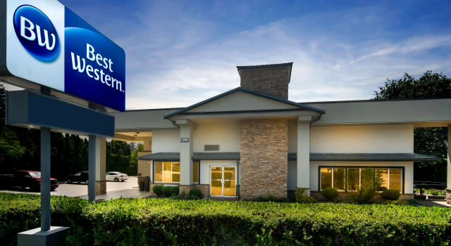 Best Western Maple Ridge Hotel