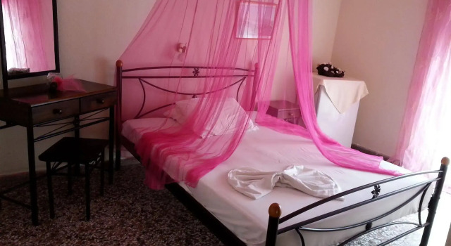 Villa Livadaros, Reserva ahora Villa Karterados Santorini