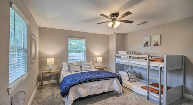 Коттедж Spacious Houston Family Home With Game Room!