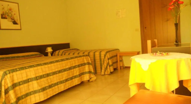 Трёхместный номер Standard Hotel Primavera