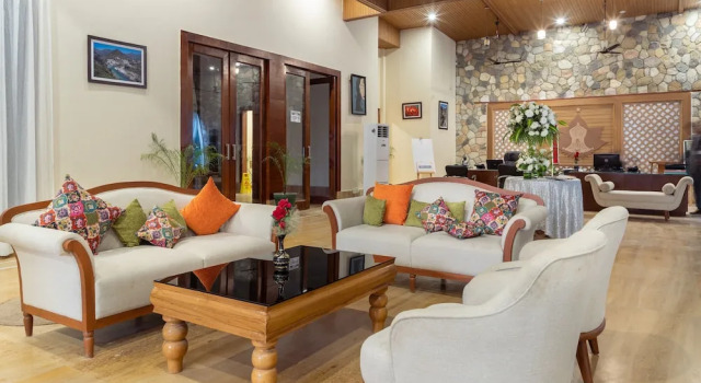 Punarnava Resort & Spa, Rezervovat Lázně / Resort Mussoorie Uttarakhand