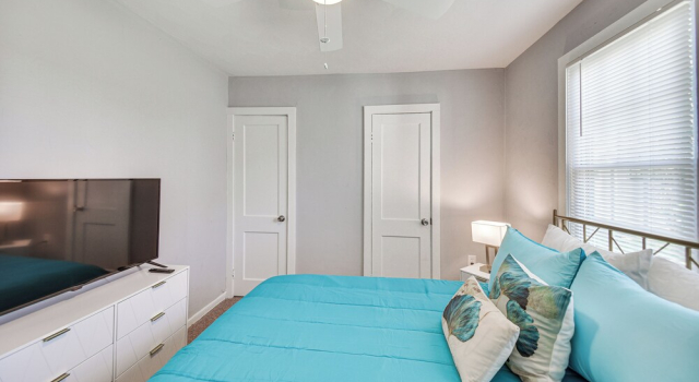 Charming Hampton Home Near Downtown & Beaches!, Book Hotel 3-stjernede hoteller i Hampton, 3*