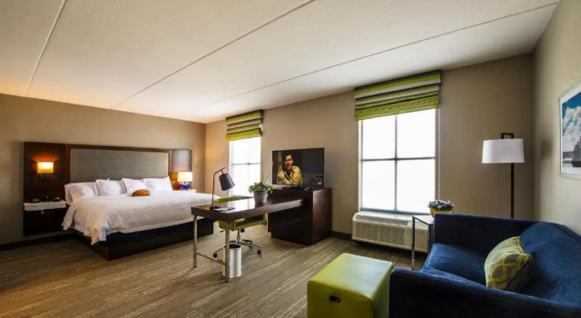 Студия Hampton Inn & Suites Foxborough/Mansfield
