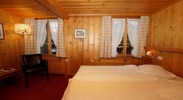 Posthotel Rössli, Забронировать Отель Отели Гштад с питанием, Пансион