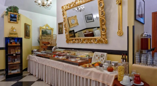 Номер Standard Salvator Hotel