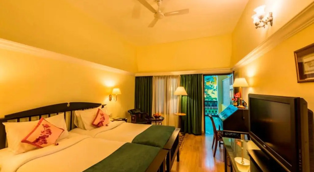 Номер Royal Royal Orchid Metropole Mysore
