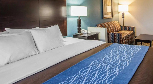 Люкс Comfort Inn Lees Summit @ Hwy 50 & Hwy 291