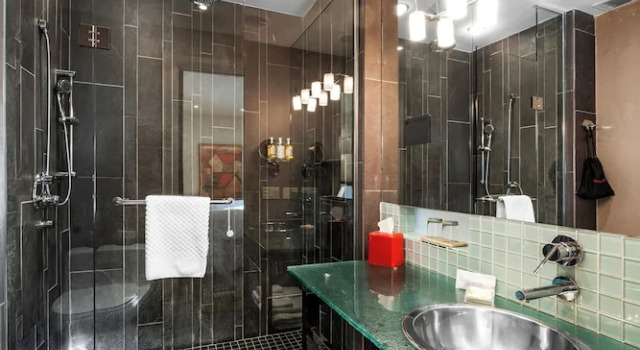 Номер Classic The Shaw Club Hotel