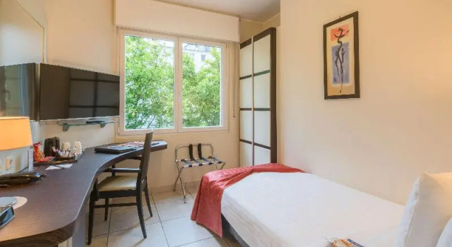 Одноместный номер Standard Best Western Plus Grand Hotel Victor Hugo