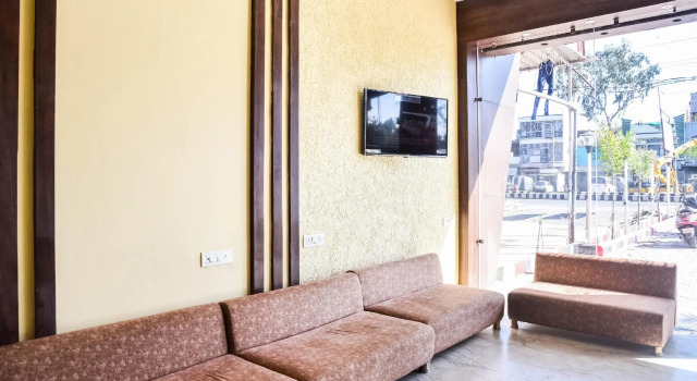 OYO 78787 Hotel Manglam Palace