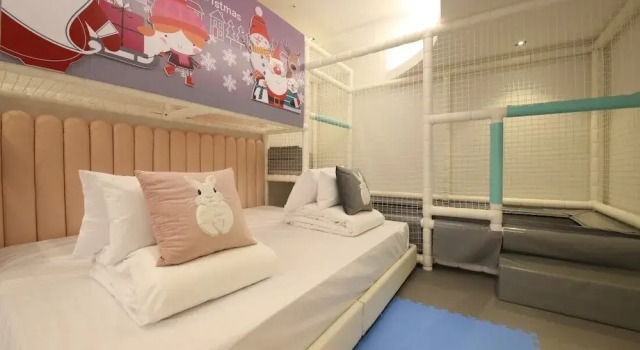 Almond Kids Hotel