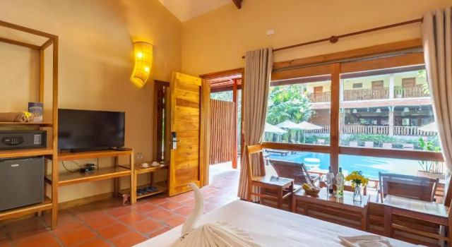 Бунгало с видом на бассейн Bauhinia Resort & Spa Phu Quoc