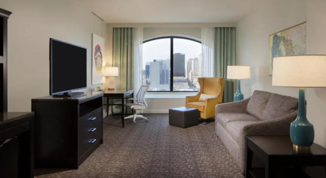 Двухместный люкс c 1 комнатой Hilton Garden Inn Austin Downtown