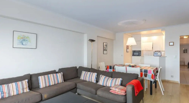 Retreat With Pool Access, Prenota Hotel Hotel a Flanders con parcheggio, Parcheggio