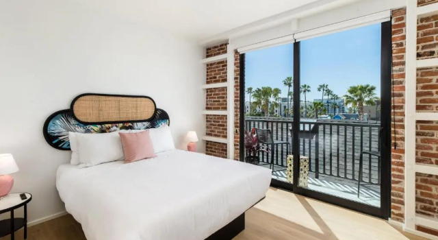 Номер Standard The Brick Boutique Hotel