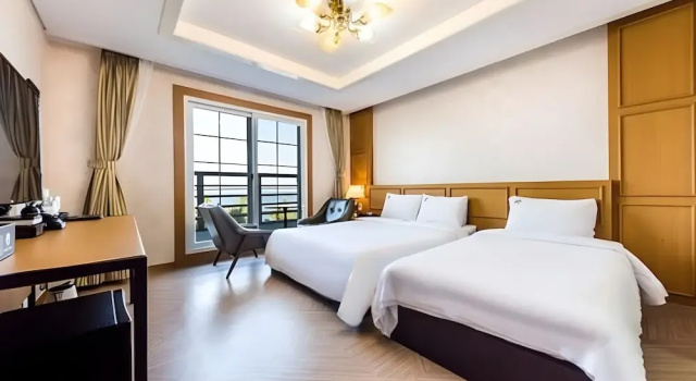 Двухместный номер Standard с балконом и с видом на океан Gangneung Kyungpodae La-Mer Hotel