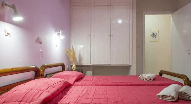 Семейные апартаменты с балконом и с видом на море Byron Apartments