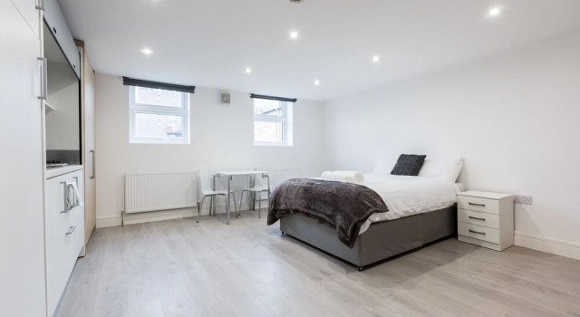 Brand new Studio in Camberwell 1B, Забронировать Отель Лондон Большой Лондон, рядом с College Garden