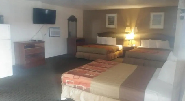 Семейный номер Standard Garden Inn & Suites New Braunfels