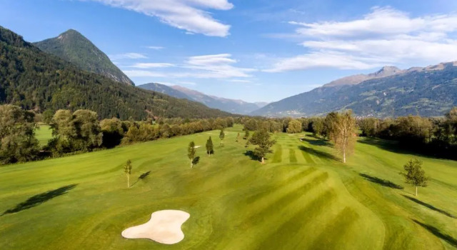 Dolomitengolf Hotel & Spa, Rezerwuj Ośrodek wypoczynkowy Hotele w Tyrol z parkingiem, Parking