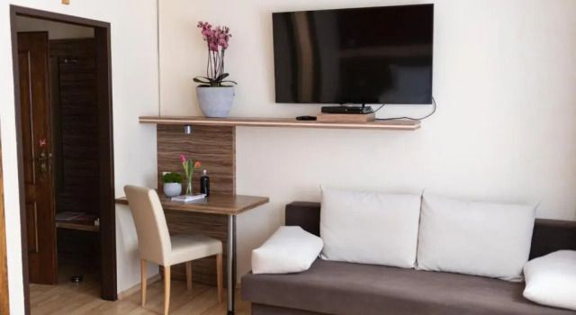 Hotelmaria, Book Hotel Hotels in Vienna surrounding with Parking, Parking