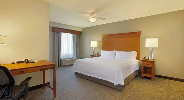 Четырёхместный номер Standard Homewood Suites by Hilton Omaha - Downtown