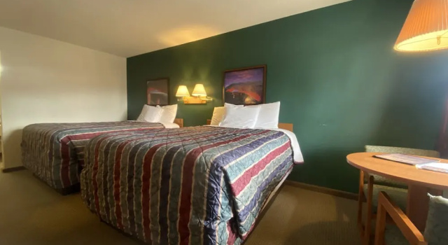 Четырёхместный номер Classic The Monticello Inn