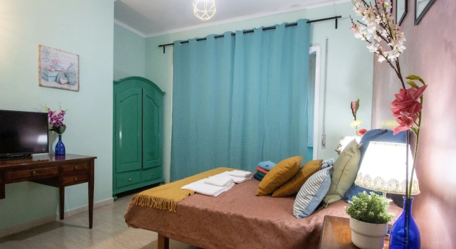 Номер Comfort B&B Colorful Suite Yard