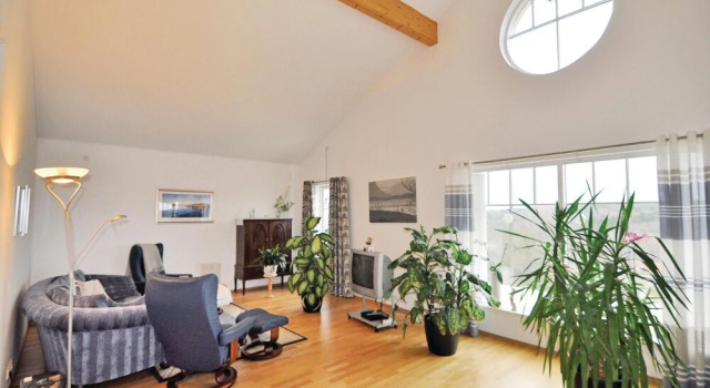 Stunning Home in Hamburgsund With 3 Bedrooms and Wifi, Book Hotel  