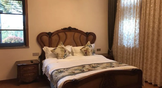 Floral Hotel Qiandaohu Shangju Villa