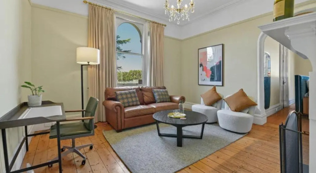 The Hermitage Truly Spectacular Sleeps 12, Reservar Hotel Orange Central West NSW