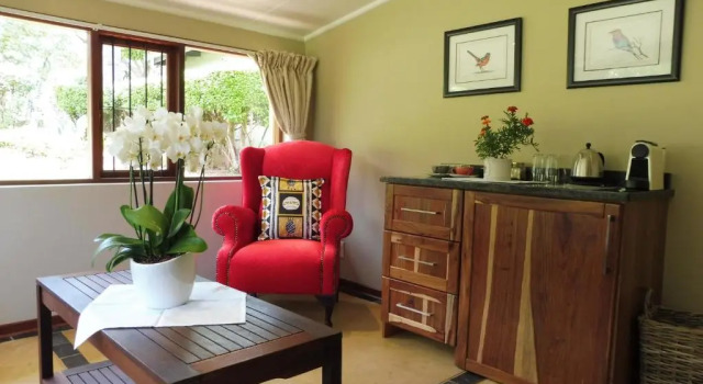 Полулюкс Twin Thorns Guesthouse
