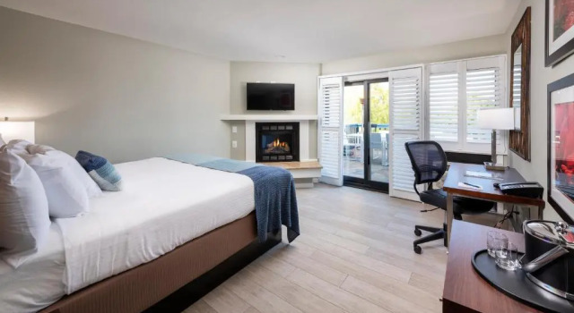 Двухместный номер Mariposa Inn and Suites