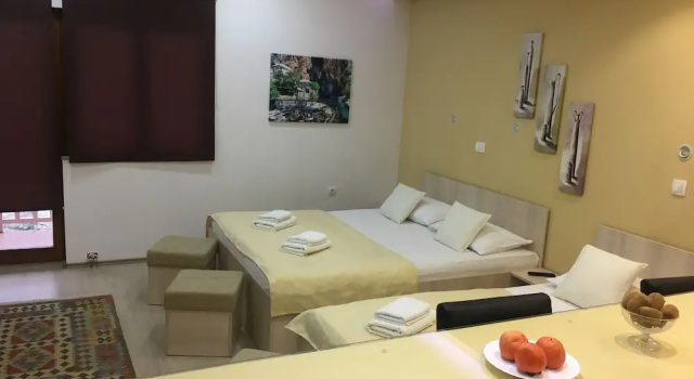 Студия Comfort с балконом и с видом на реку Guest House City Star