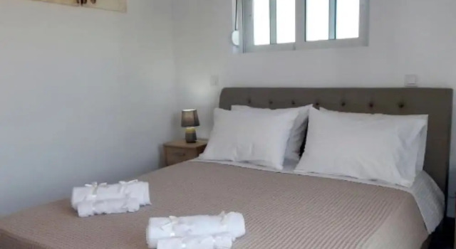 Апартаменты Superior с балконом Martimi Private 3 Apartments with Pool, Heated Jacuzzi and Sauna, 2 Apartments with Sea View, 200m from Beach, BBQ, Playground, Mini Football Pitch