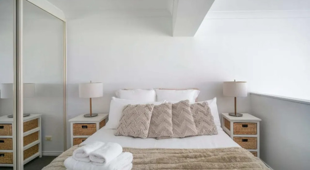 Loft Style Apartment in the Heart of Surry Hills