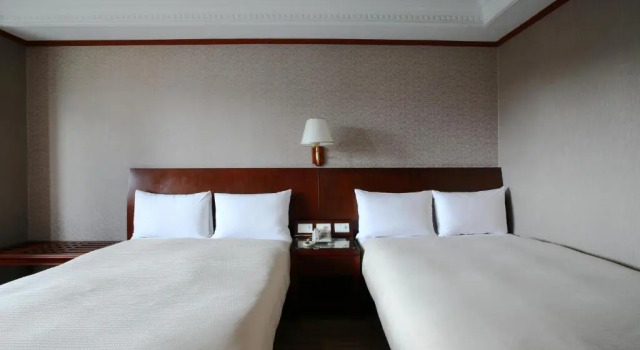 Четырёхместный номер Standard Hua Du Hotel