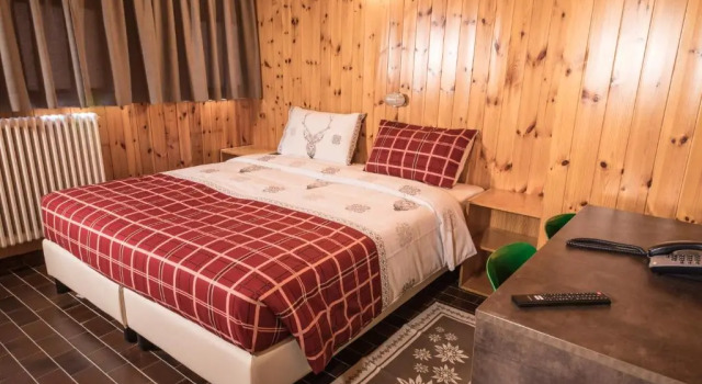 Четырёхместный номер Standard с видом на горы Albergo Quarto Pirovano