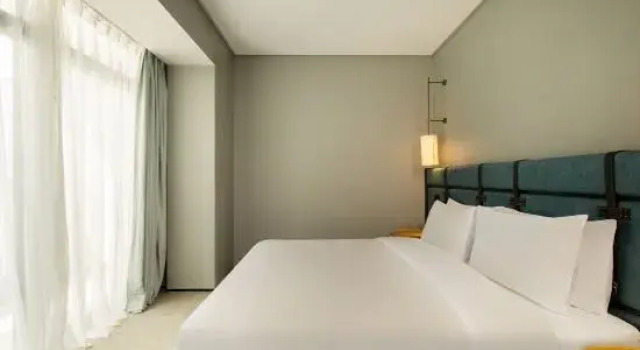 Люкс Luxury с 3 комнатами NOVOTEL HAIKOU WEST COAST