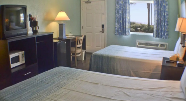 Номер Dunes Boardwalk Beach Hotel