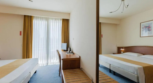 Двухместный номер Classic Hotel Du Parc