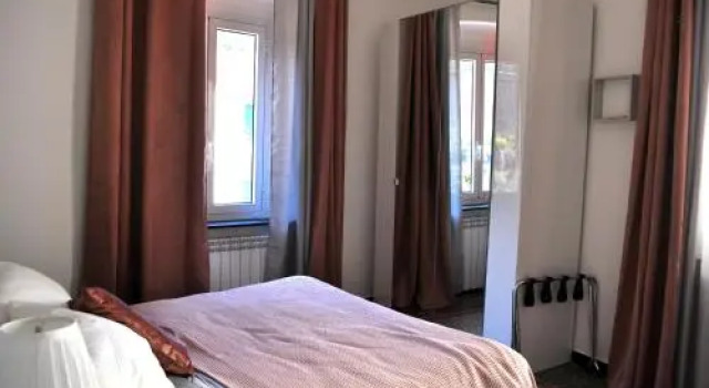 Casa Sibelius - Bettina 57, Забронировать Отель Отели Рапалло с парковкой, Парковка
