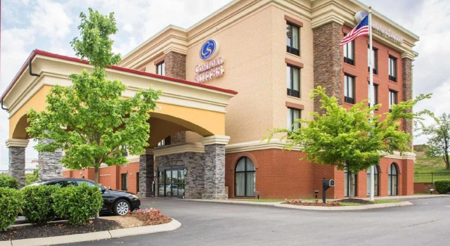 Четырёхместный люкс Comfort Suites Mt Juliet-Nashville Area