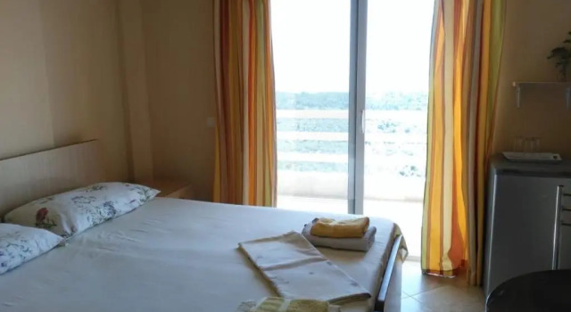 Vila Aleks, Book Hotel Himarë Vlorë County