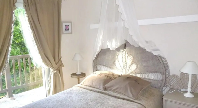 Villa With 8 Bedrooms in Haut-de-bosdarros, With Private Pool, Furnish, Book Villa Haut-de-Bosdarros Aquitaine