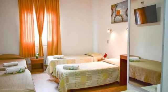 Семейный номер Standard Hotel Plaza Colon