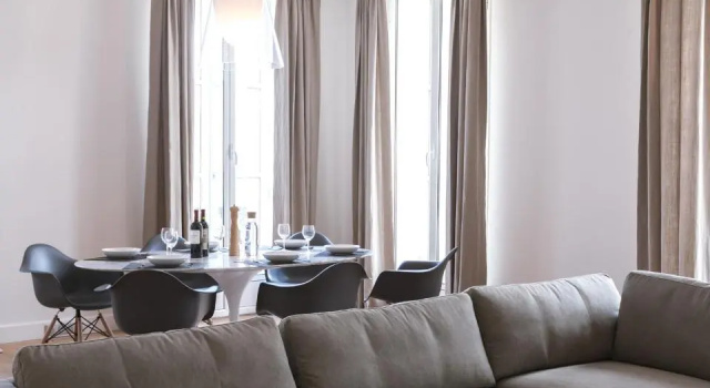 Appartement T4 cours de lintendance, Забронировать Апартаменты/квартира Апартаменты Бордо, рядом с Церковь Нотр-Дам, Апартаменты/квартира